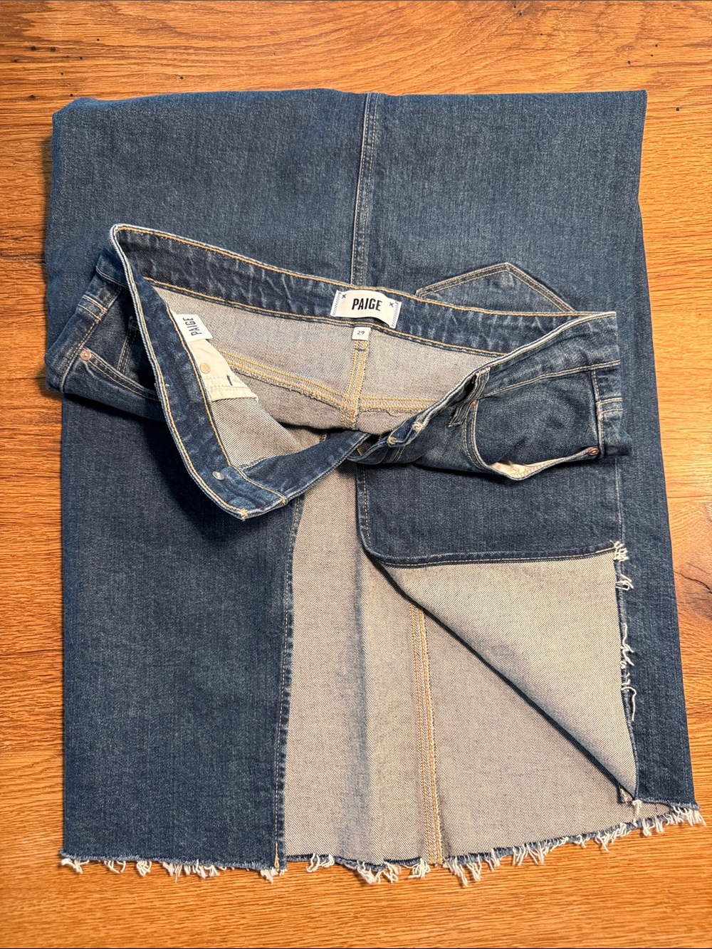 Paige raw hem denim skirt sz 29